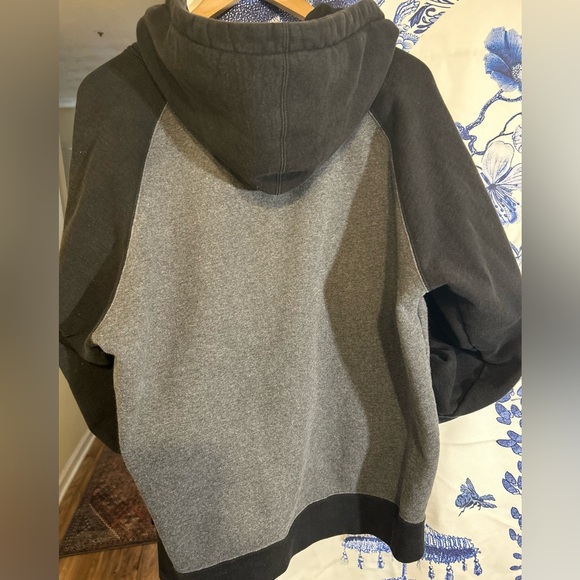 *SALE 2DAY* Supreme Charcoal and Black Zip-Up Hoodie - Picture 4 of 7